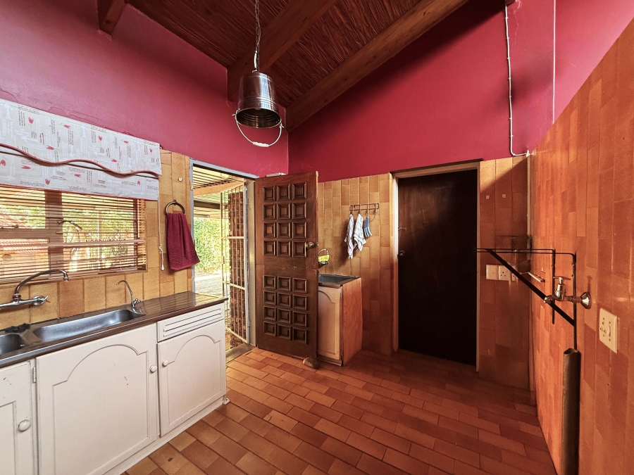 4 Bedroom Property for Sale in Van Der Hoff Park North West